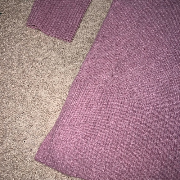 NWOT V-Neck Sweater Women’s XL - Picture 4 of 5